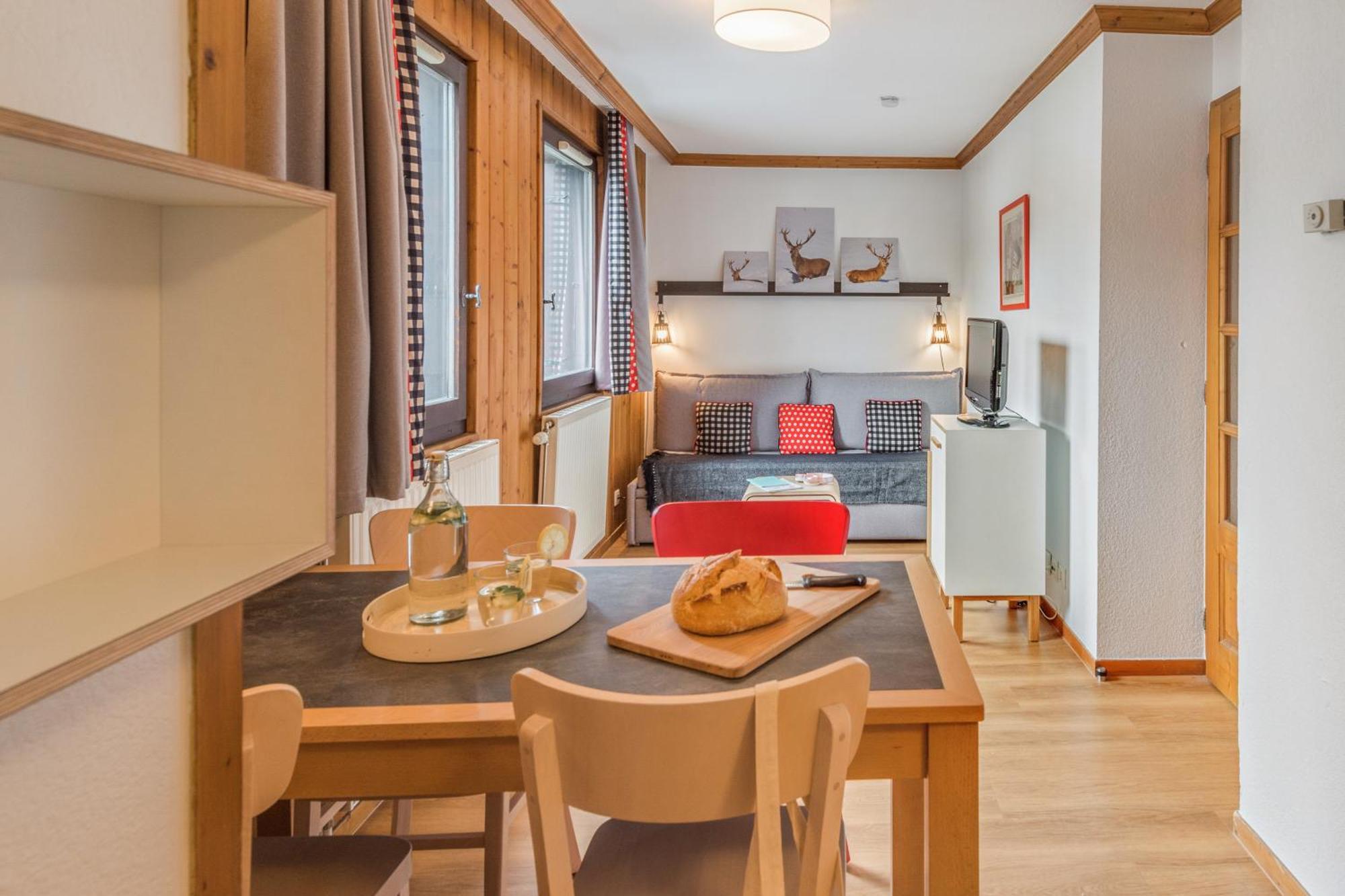 One-Bedroom Apartment Aiglons